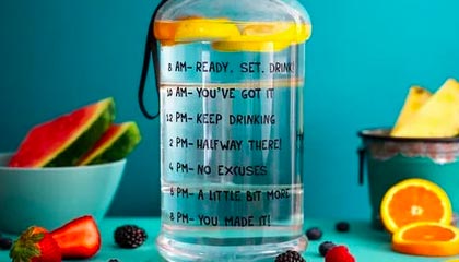 开云体育中国-猛龙轻取勇士，利拉德打破历史纪录：一场令人振奋的篮球盛宴