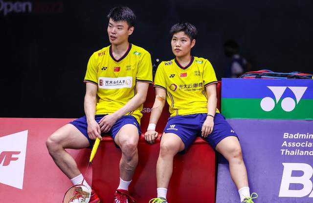 开云下载-马来西亚队翻盘印尼队，黄鸭组合扛起全队的简单介绍